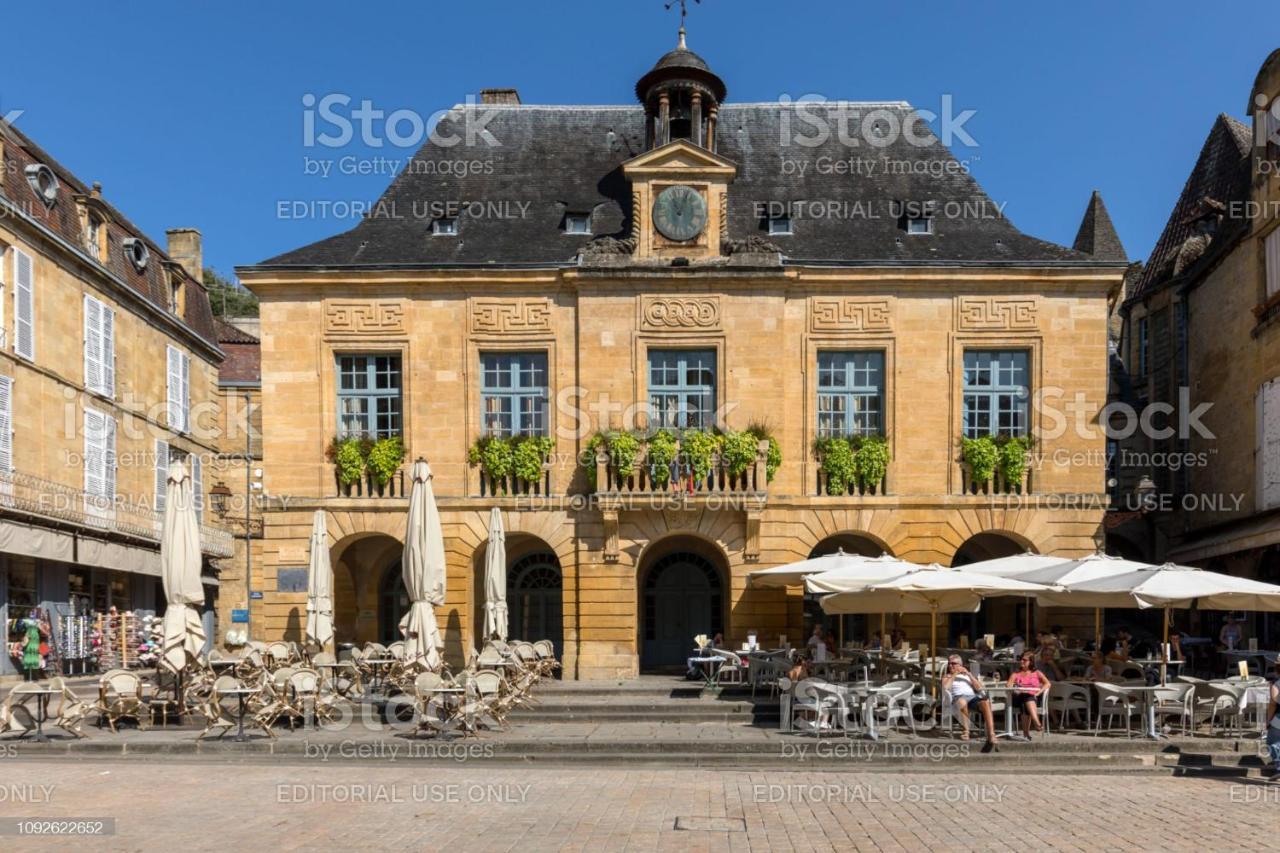 Apartment Fontaine De L'Amour Sarlat-la-Canéda Exteriör bild